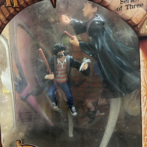 Harry Potter Collection Series- The Chamber of Keys - Picture 2 of 9